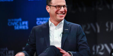 Shapiro grows his donor network ahead of 2028