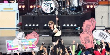 Green Day and Charlie Puth Kick Off Super Bowl LX With Former MVPs and ‘American Idiot’