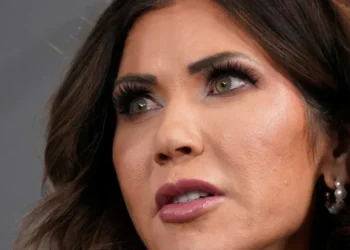Kristi Noem’s embarrassing ‘mystery bag’ to blame for midair meltdown: report