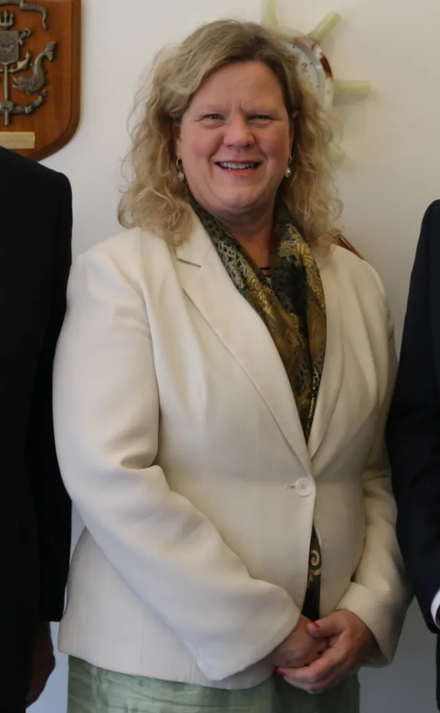 Janice Charette, Canadian High Commissioner to the United Kingdom, smiling at IMO HQ.