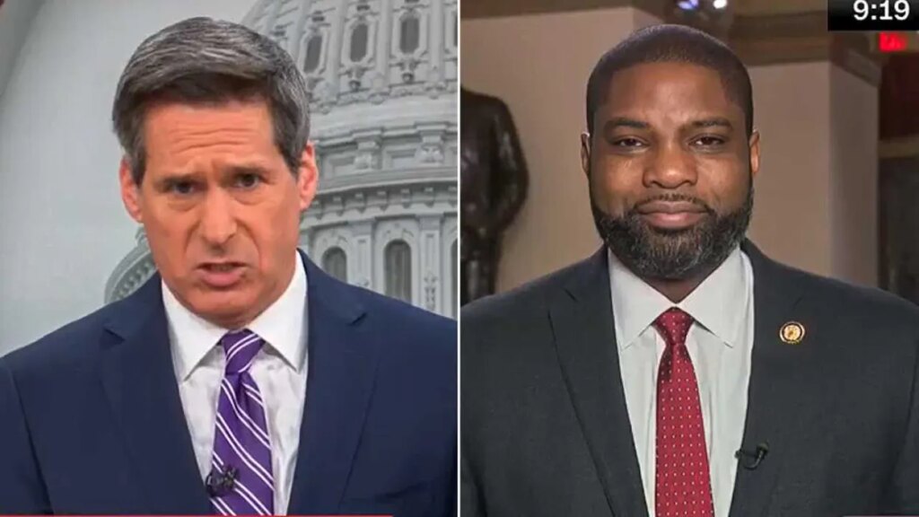 ‘Go check’: CNN host stuns MAGA lawmaker with stats from Trump’s lagging economy