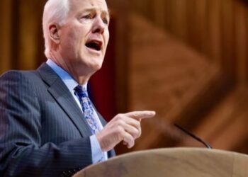 Senate Republican’s attack on GOP rival immediately backfires