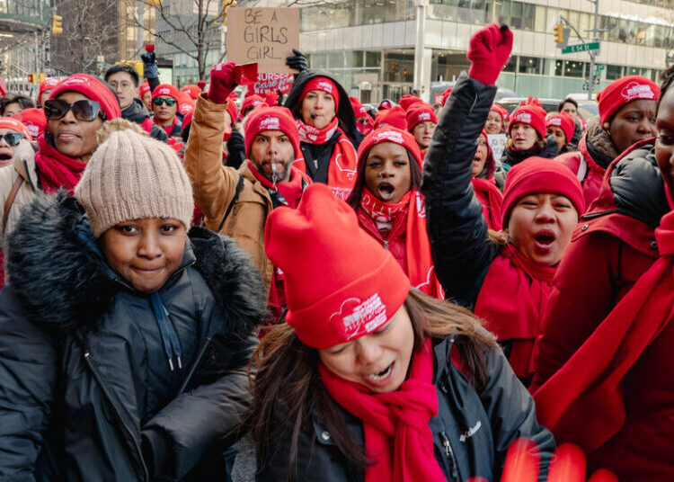 N.Y.C. Nurses Reach Deal to End Strike at Two Hospital Systems