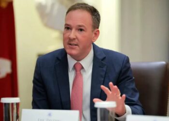 Lee Zeldin says he’s trying to end ‘Obama switch’ that makes cars turn off at stoplights