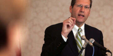 Trump endorses John E. Sununu in New Hampshire Senate race over Scott Brown