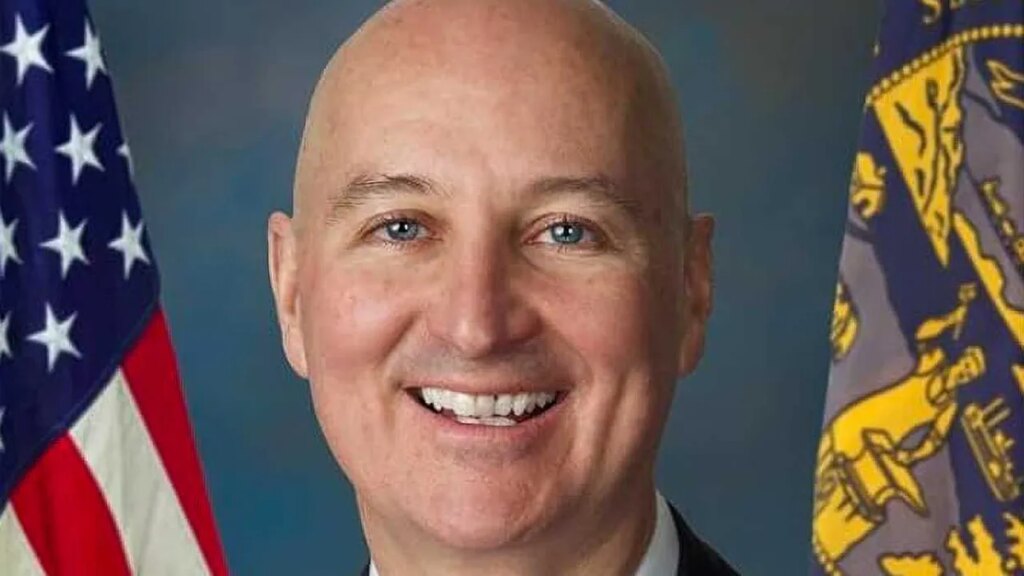 GOP senator calls on Trump to ‘apologize’ for inappropriate Obama video: ‘Racist context’