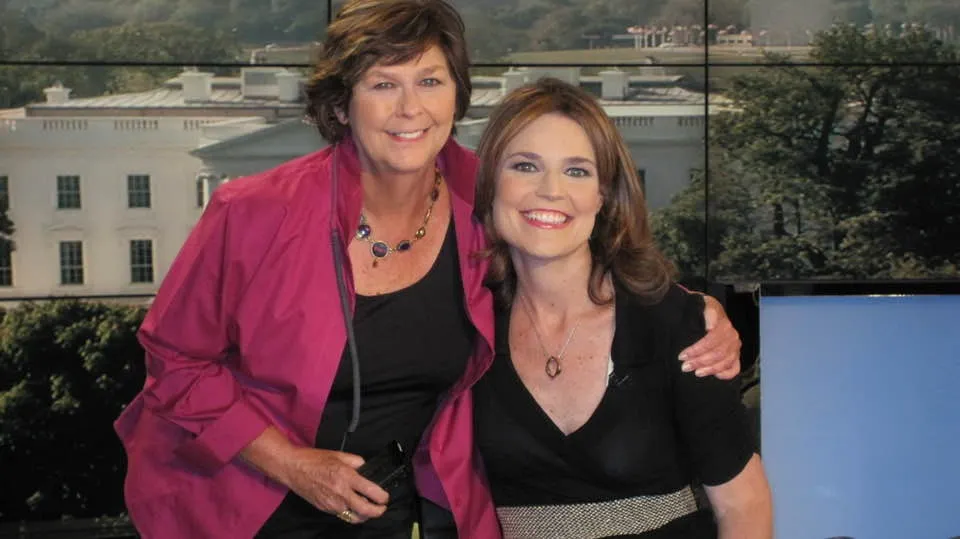 Nancy Guthrie and Savannah Guthrie posing in front of a White House backdrop.