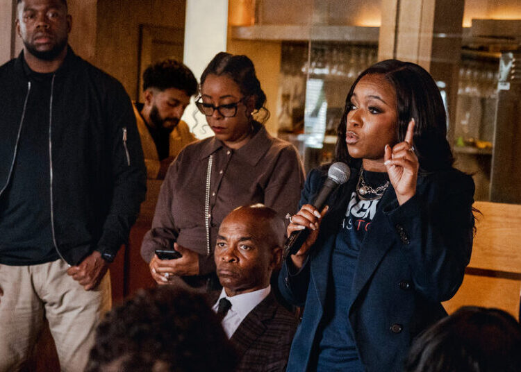 Kamala Harris Endorses Jasmine Crockett in Texas Senate Race