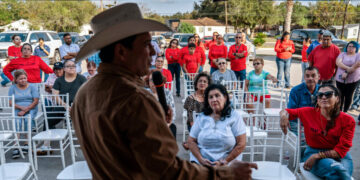 To Win Back the House, Democrats Take the Fight to Deep-Red Areas