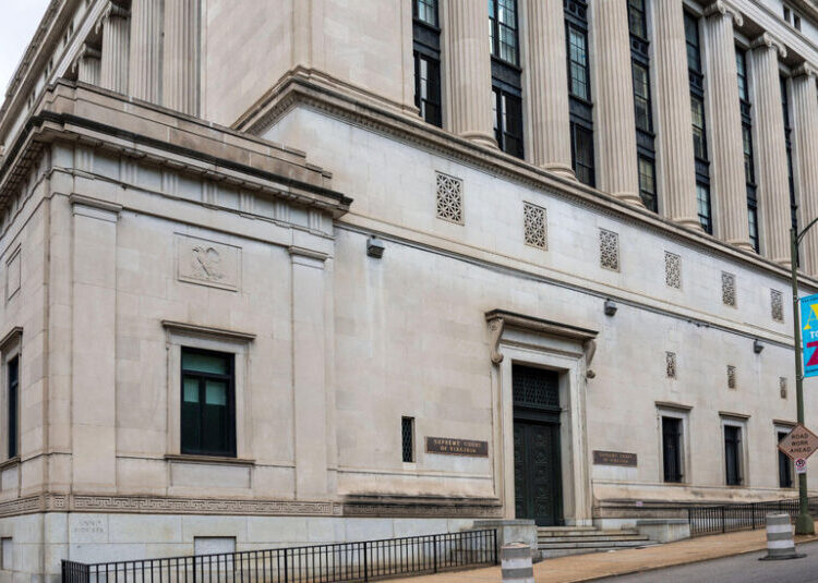 Virginia’s Top Court Clears Path for Democratic Push to Redraw House Map