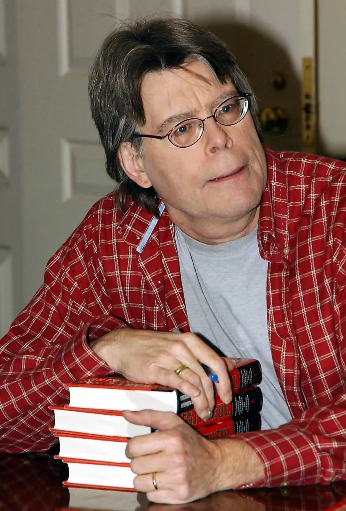 Stephen King promoting his non-horror book 