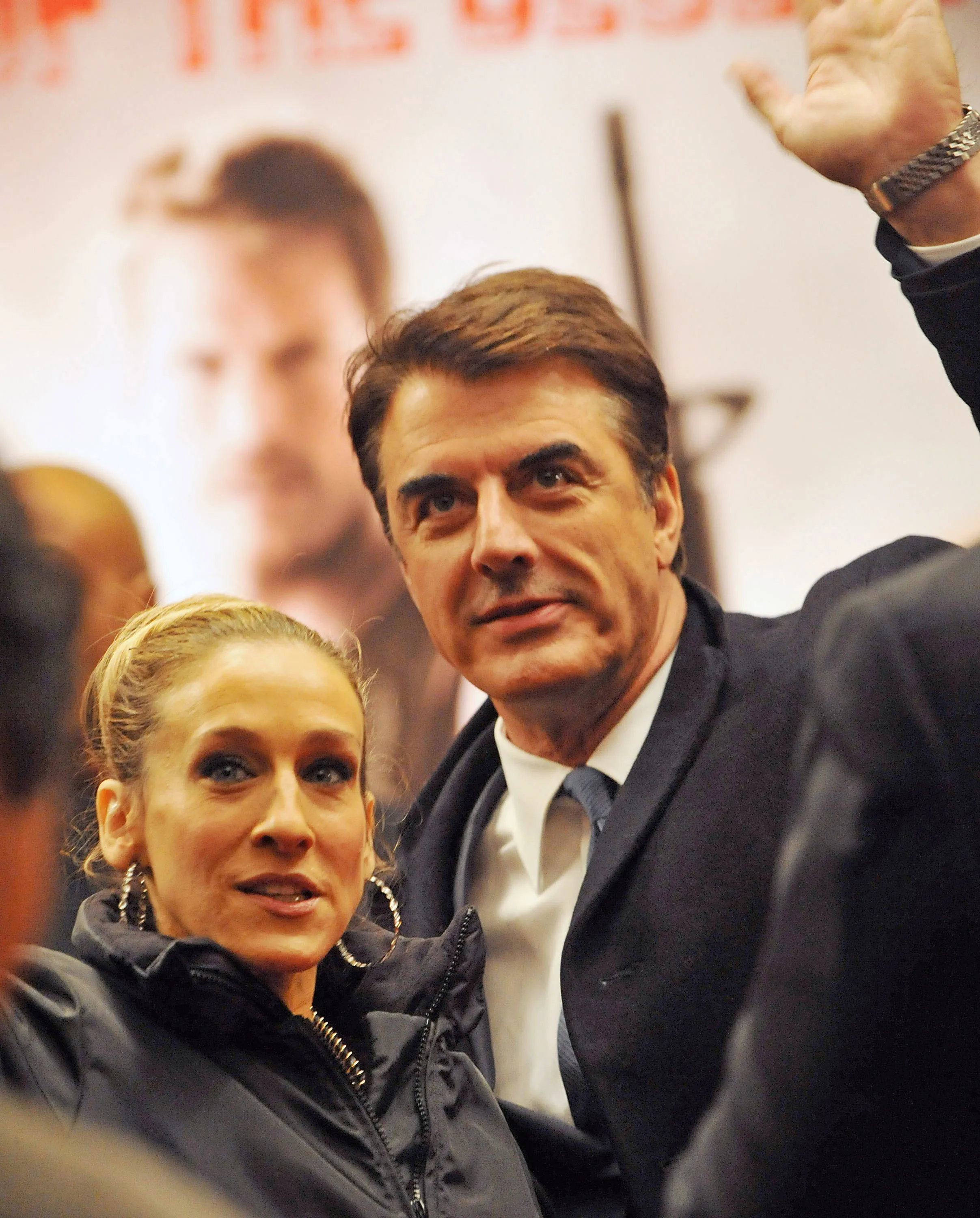 Sarah Jessica Parker and Chris Noth on the set of 