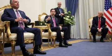 Conservative ex-prosecutor calls out GOP for not investigating ‘sordid’ Trump scandal