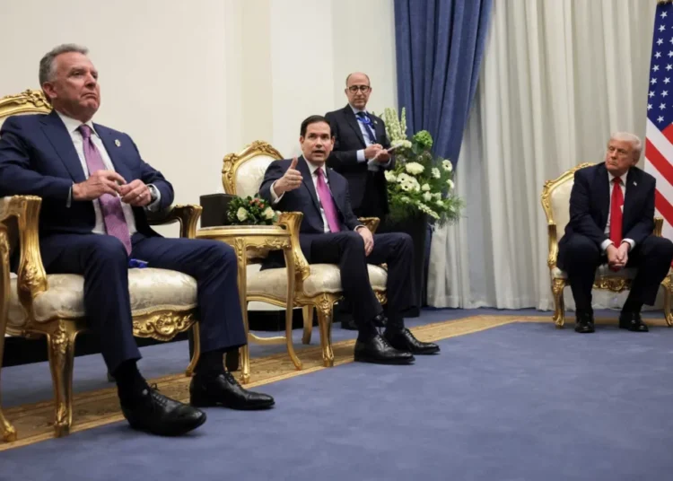 Conservative ex-prosecutor calls out GOP for not investigating ‘sordid’ Trump scandal