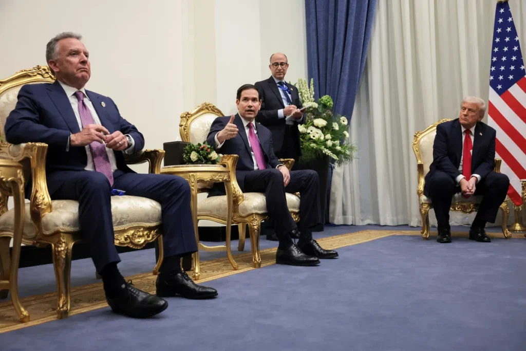 Conservative ex-prosecutor calls out GOP for not investigating ‘sordid’ Trump scandal