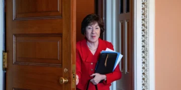 Ex-GOP operative slams GOP senator for running again: ‘Dazzlingly cynical’ Trump enabler