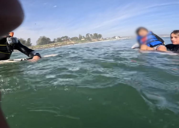 Teen surfers rescue family from cold water after their boat overturns