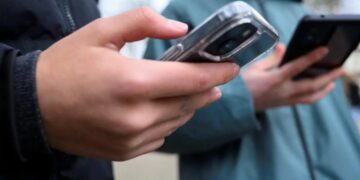 Why a US ban on under-16 social media would be a huge gift to parents AND kids