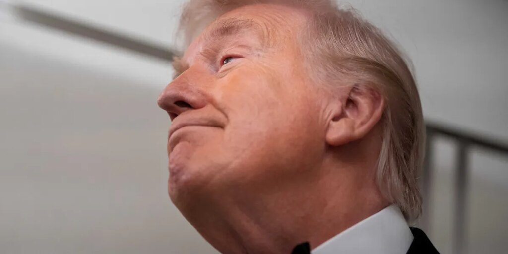 Epstein texts revive claims Trump ditched family to spend holidays with aide