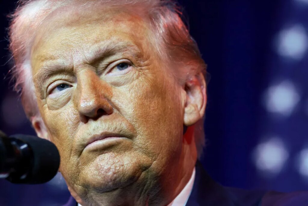 Reporter chides Trump’s ‘creepy’ fireside chat invitation: ‘Under no circumstances’