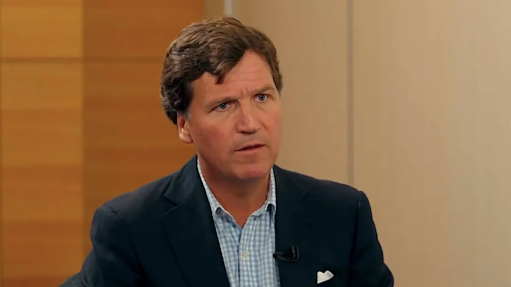 Tucker Carlson Slides Into Antisemitic Slop in Interview With Mike Huckabee 