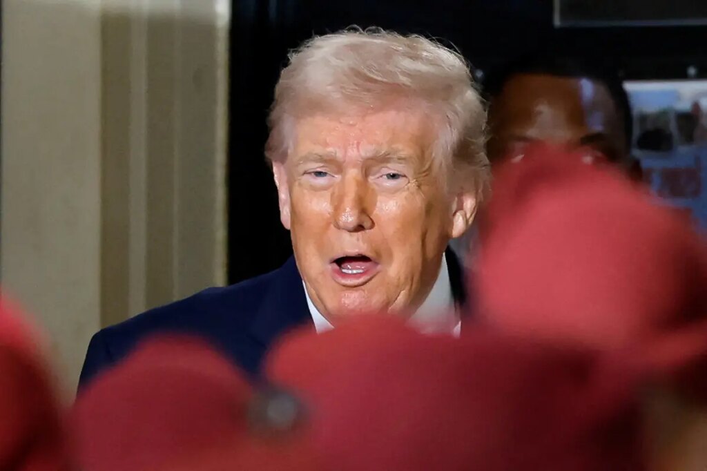 Trump could be missing the opportunity to rebuild the Navy efficiently and quickly