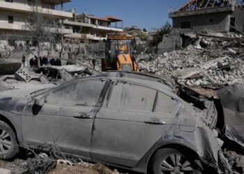 Israeli airstrikes in eastern Lebanon kill 8 Hezbollah members, officials say