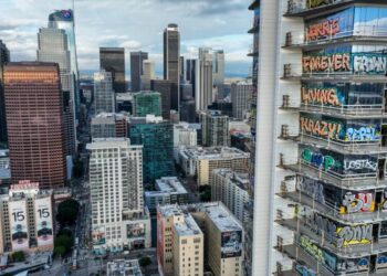 Graffiti towers agreement clears a path for clean up