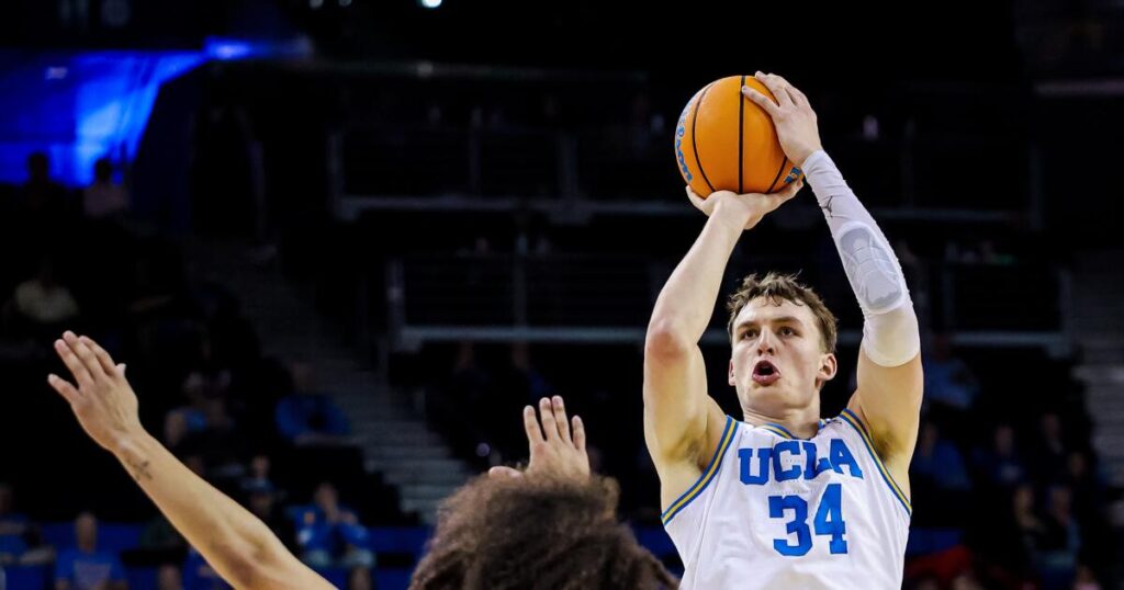 Everything goes right for Xavier Booker and UCLA men in win over Rutgers