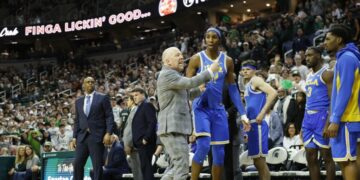 UCLA’s Mick Cronin apologizes for ejecting player, says he’s still ‘a good fit’ as coach