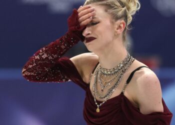 Alysa Liu shines, while Amber Glenn is haunted by a big mistake in Olympic figure skating