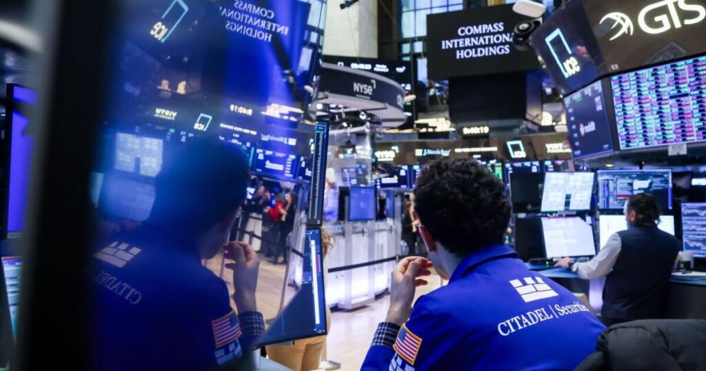 Trillion-dollar tech wipeout ensnares all stocks in AI’s path