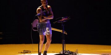 Justin Bieber performs in boxers in stripped-down Grammys set