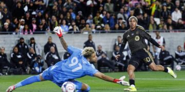 LAFC kicks off season with rout of reigning champion Inter Miami at Coliseum