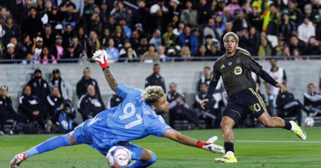 LAFC kicks off season with rout of reigning champion Inter Miami at Coliseum