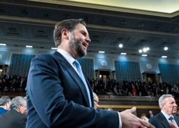 Vance says administration is pausing some Medicaid funding to Minnesota because of fraud concerns