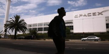 SpaceX combines with xAI at a $1.25-trillion valuation
