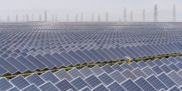 Global green tech investments hit record $2.3 trillion despite political headwinds