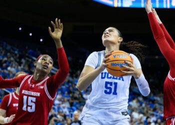 UCLA women blitz Wisconsin on Senior Day, win 21st in a row