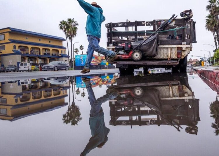 Fast-moving storm floods SoCal freeways, triggers flash flood warning in burn scar