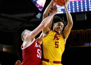 USC men routed by Nebraska after building halftime lead