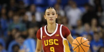 Star freshman Jazzy Davidson injured as USC wins sixth straight
