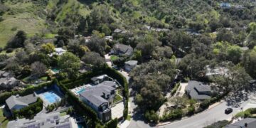 He helped take over a dead man’s Sherman Oaks home. Now he’ll spend more than 16 years in prison