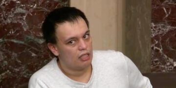 Man pardoned in U.S. Capitol riot pleads guilty to threatening Hakeem Jeffries