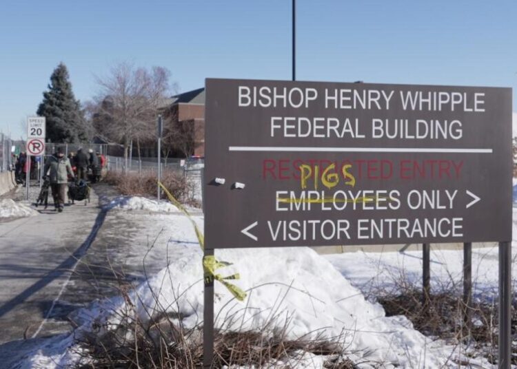 Federal judge extends order protecting refugees in Minnesota from being arrested and deported