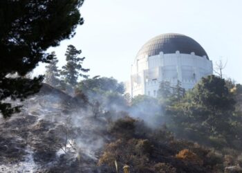 Citing fire risk, L.A. city may get more power to remove hillside homeless encampments