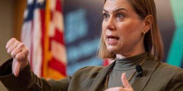 Slotkin rejects Justice Department request for interview on Democrats’ video about ‘illegal orders’