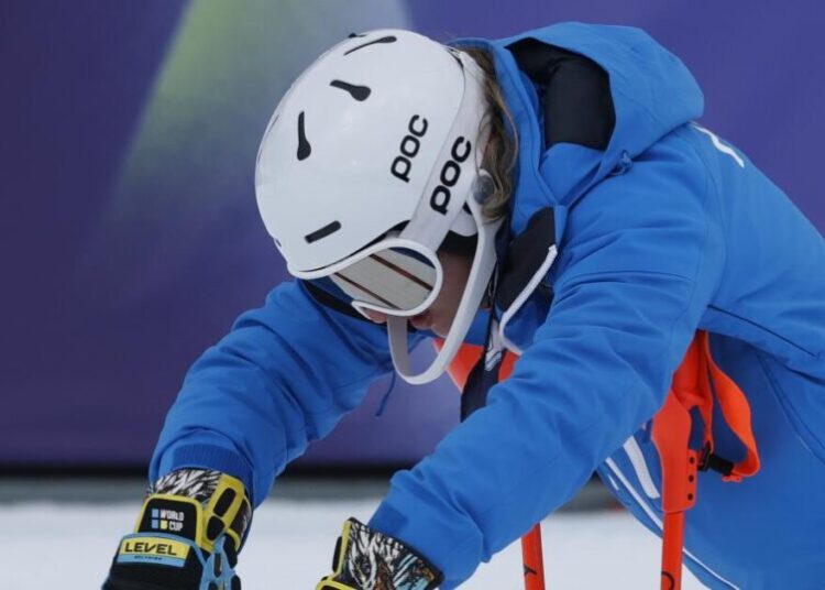 Visualizing success: Why Olympic skiers mentally rehearse before every run