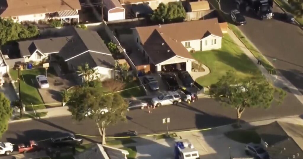 High-speed chase of homicide suspect ends in suicide near LAX, police say