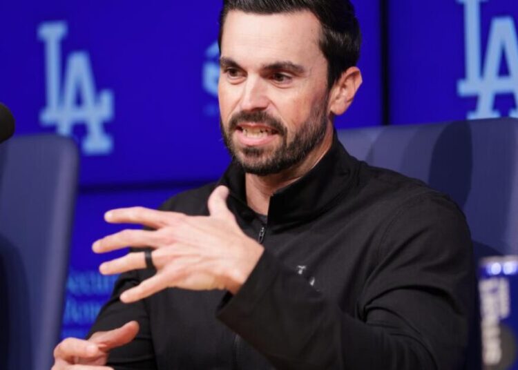 Dodgers GM Brandon Gomes responds to Manny Machado, Bryce Harper comments about spending